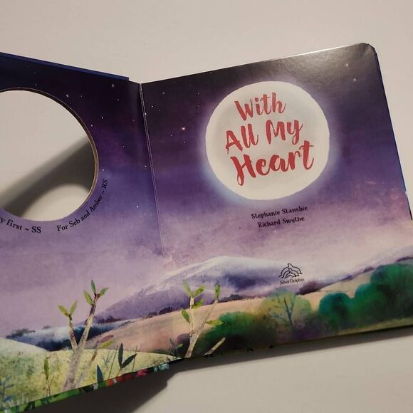 Set of Two Valentines Day Themed Board Books NWT - Picture 3 of 7